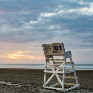 lifeguard chair-1